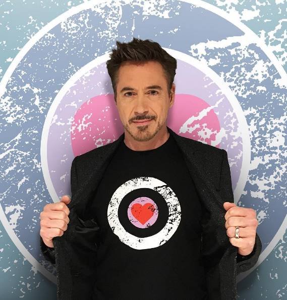 रॉबर्ट डाउनी जूनियर भी शाहरुख के साथ 8वें नंबर पर हैं। वो 33 मिलियन डॉलर कमाते हैं।