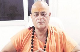 cow vigilante, gau rakshak, gau rakshaks, Akhileshwaranand Giri world war, Dalits protest, mohammad akhlaq, gujarat dalits protest, narendra modi, beef ban, una dalits protest, una dalits, gujarat dalits flogging