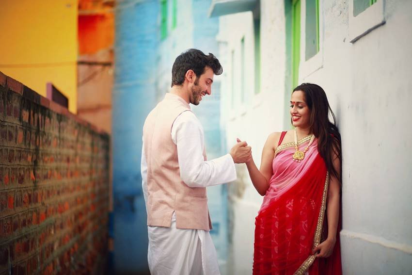 Shweta Pandit, Shweta Pandit singer, singer Shweta Pandit, shweta pandit wedding, shweta pandit wedding pics, shweta pandit husband, shweta pandit marriage pics, Ivano Fucci, Shweta Pandit Ivano Fucci, shweta pandit wedding photos, shweta pandit wedding pictures, Shweta Pandit Ivano Fucci pics, Entertainment News