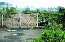 Singur Tata plant, Tata nano, Tata nano plant, singur land allocation, singur tata plant land, Mamta Banerjee, TMC, CPM, Buddhadeva Bhattacharya, Narendra Modi, Gujarat tata plant, west bengal tata plant allocation, singur land issue, singur land deal news, india news, hindi news, uc news, google news, jansatta