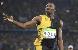 Rio Olympics 2016: बोल्ट ने ओलंपिक इतिहास में जोड़ा नया अध्याय, 200 मीटर में स्वर्ण पदकों की हैट्रिक