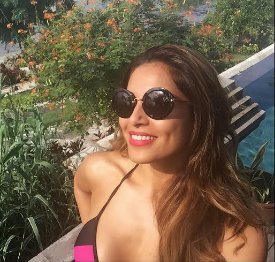 सनशाइन में बिपाशा बेहद खूबसूरत लग रही हैं। उन्होंने ये तस्वीरें इंस्टाग्राम पर शेयर कीं।