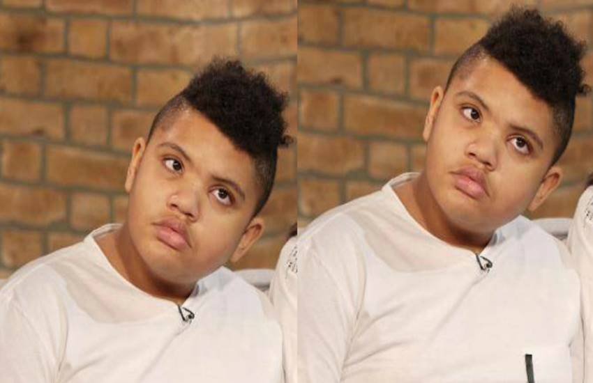 14 साल का हार्वे केटी का बड़ा बेटा है। 