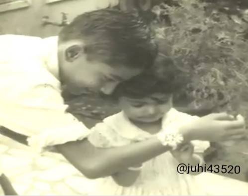 जूही चावला ने इस खास मौके पर अपनी एक पुरानी तस्वीर सबके साथ शेयर की।