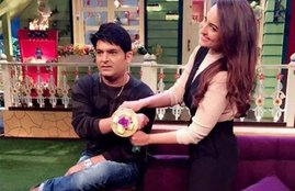 kapil sharma, comedy nights with kapil, sonakshi sinha, akira, sonakshi sinha comedy nights with kapil, sonakshi sinha akira, akira promotions, promotions akira sonakshi, jacqueline fernandez, sonakshi akira promotions, comedy nights with kapil sonakshi sinha, kapil sharma sonakshi sinha, sonakshi sinha promotions, promotions sonakshi sinha, entertainment news, jansatta