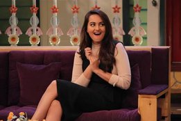 kapil sharma, comedy nights with kapil, sonakshi sinha, akira, sonakshi sinha comedy nights with kapil, sonakshi sinha akira, akira promotions, promotions akira sonakshi, jacqueline fernandez, sonakshi akira promotions, comedy nights with kapil sonakshi sinha, kapil sharma sonakshi sinha, sonakshi sinha promotions, promotions sonakshi sinha, entertainment news, jansatta