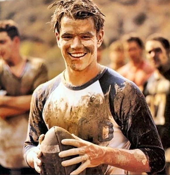 इंटनेशनल स्टार मेट डैमन एक साल में 55 मिलियन डॉलर कमा लेते हैं।