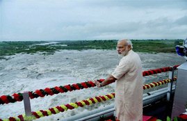PM modi, narendra modi, modi in gujarat, SAUNI water project, nitin patel, saurashtra, pm modi rally, modi save media persons