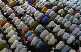 singapore Muslims demanded registration for the religious teachers