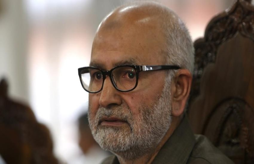 jammu kashmir, naeem akhtar, jammu kashmir education minister, naeem akhtar house attack, petrol bomb, bomb attack on naeem akhtar