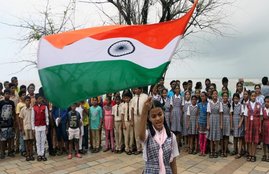 pink actor amitabh bachchan, amitabh bachchan in pink, amitabh next movie, national anthem, national anthem in theater