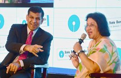 खुदरा ऋण क्षेत्र पर SBI प्रमुख अरूंधति का RBI गवर्नर राजन को जवाब