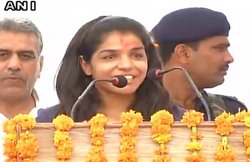 साक्षी मलिक को हरियाणा सरकार से मिले 2.5 करोड़ रुपए और यह ‘खास गिफ्ट’, कार्यक्रम में सीएम ने किया ऐलान