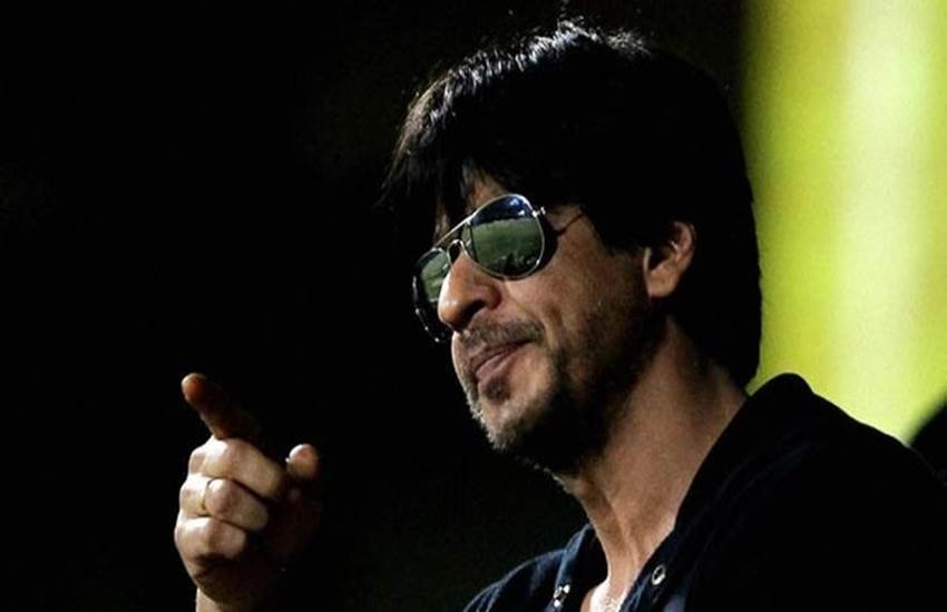 shah rukh khan, pakistan, special shoes, deer skin shoes, special shoes for shah rukh khan, shah rukh khan pakistan, SRK