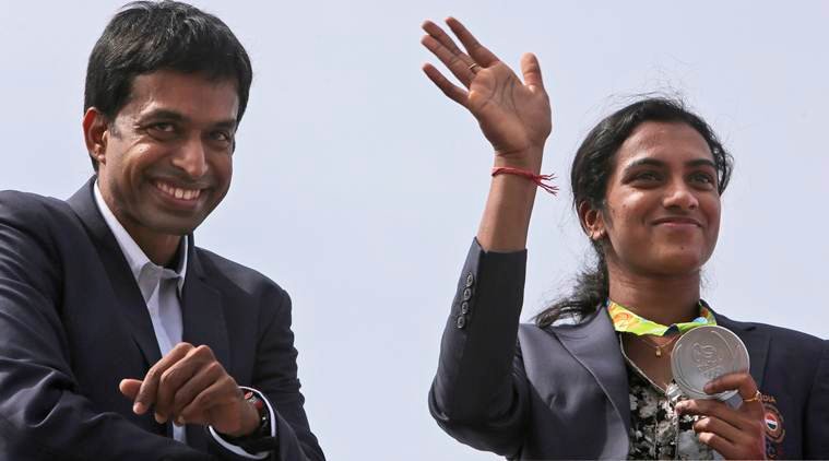 अपने कोच गोपीचंद केे साथ पीवी सिंधु