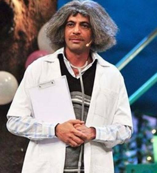 हो सकता है कि डॉक्टर मशहूर गुलाटी यानि सुनील ग्रोवर इस शो में कॉमेडी का तड़का लगाते दिखें।