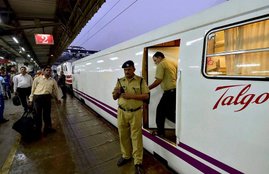 Talgo train, talgo train speed, talgo train trial, High-speed Talgo train, mumbai talgo train, Talgo Train In Mumbai, Talgo Train in delhi, High-speed Talgo train reach mumbai, talgo train in india, western railways, delhi mumbai talgo train trail, mumbai, mumbai news, india news
