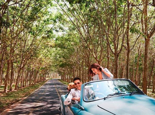 ट्विंकल के साथ क्वालिटी टाइम बिताते अक्षय। खबर है कि बर्थडे पर वह ट्विंकल के साथ किसी फॉरेन लोकेशन पर जा रहे हैं।