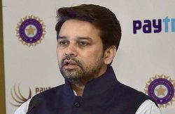 अनुराग ठाकुर ने शशांक मनोहर पर साधा निशाना, कहा-‘जरूरत के समय BCCI को डूबते जहाज की तरह छोड़ दिया’