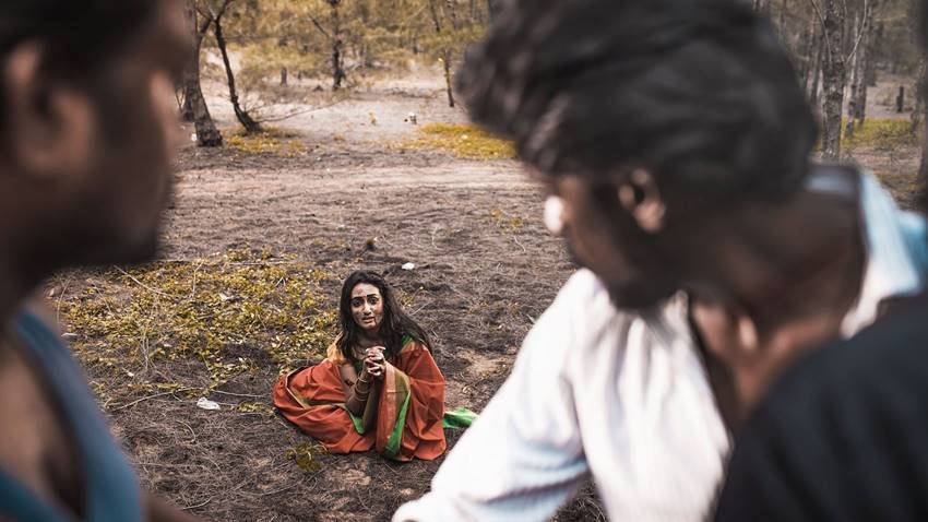 Rape, Women Rape, Crime Against Women, Ganesh Toasty, Photoshoot, Photo Story, Photo Series, Indian society, Girls In India, Feminism, Emotional Photos, Women safety, Jansatta