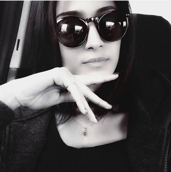 ये हैं देव की सोनाक्षी यानि कुछ रंग प्यार के ऐसे भी की लीड एक्ट्रेस एरिका फर्नांडिस।