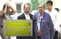 वायरल हुआ बीके बंसल का ‘सुसाइड नोट’, पूर्व डीजी ने अमित शाह पर लगाए गंभीर आरोप