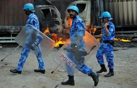 Tamil Nadu bandh, Cauvery Water Row, Tamil nadu Cauvery Row, Cauvery tamil nadu, DMK MK Stalin, DMK Kanimozhi, DMK Police custody, Cauvery Protest