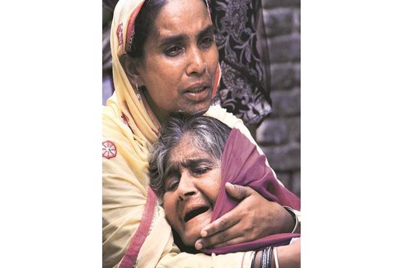 Bijnor, Bijnor clashes, Bijnor shooting, bijnor killing, Muslim family, Bijnor Muslim family, UP clashes, communal violence UP, Uttar Pradesh, Uttar Pradesh news, India news, jansatta