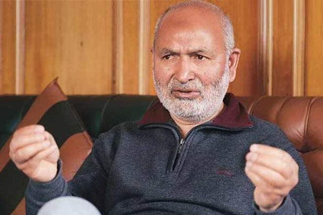 वरिष्ठ मंत्री और सरकार के प्रवक्ता नईम अख्तर