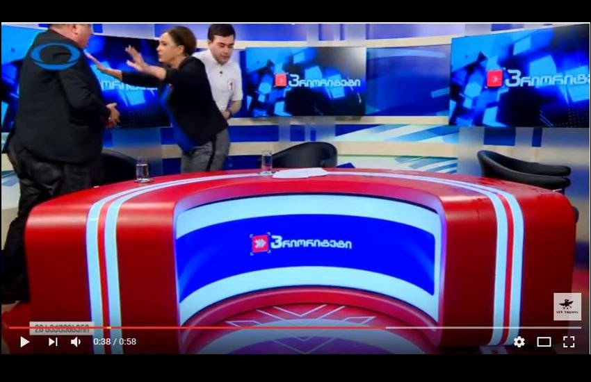 इलेक्शन के मुद्दे को लेकर जॉर्जिया के मशहूर टीवी चैनल Iberia TV पर बहस हो रही थी।