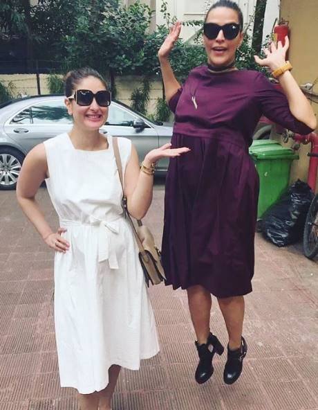 नेहा धूपिया के साथ मस्ती के मूड में करीना कपूर