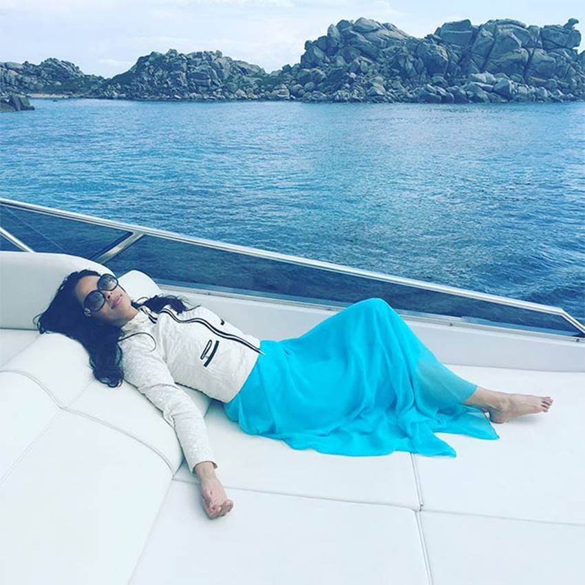Mallika Sherawat, Mallika Sherawat Hot, Mallika Sherawat Sexy, Mallika Sherawat France Tour, Mallika Sherawat Yoga, Mallika Sherawat Instagram, Ranveer Singh, Bipasha Basu, Karan Singh Grover, Malaika Arora Khan, Parineeti Chopra, Asin, Ileana D'Cruz, Bollywood travles, Bollywood actress, entertainment news, entertainment Gallery, jansatta