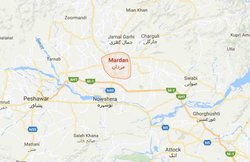 पाकिस्तान: पुलिस वैन में बम विस्फोट, 19 घायल