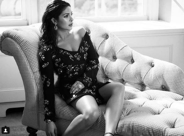 प्रियंका ने ये फोटो शूट एक मैग्जीन के कवर के लिए करवाया है।