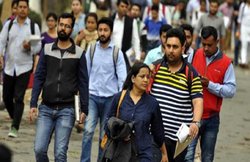पंजाब अधीनस्थ चयन सेवा बोर्ड ने 2200 पदों के लिए जारी किया नोटिफिकेशन, ऐसे करें अप्लाई