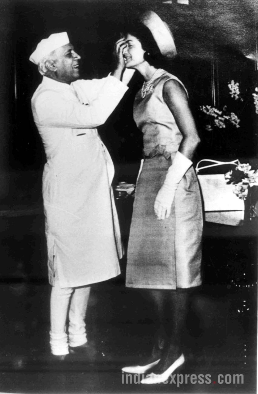 Rare Photos, Indian Prime Ministers Rare Photos, Gandhi Family Rare Photos, Narendra Modi Rare Photos, Indira Gandhi Rare Photos, Sonia Rajeev Rare Photos, Amitabh Bachchan, H D Deve Gowda, Rabri Devi, Lalu Prasad Yadav, Priyanka Gandhi Vadra, Gyani Zail Singh, Madhavrao Scindia, Varun Gandhi, Mulayam Singh, Amar Singh, George Fernandes and Jaya Jaitly, Pt. Jawaharlal Nehru, Atal Bihari Vajpayee, PV Narasimha Rao and Arjun Singh, Lord Mountbatten, Edwina Mountbatten and Jawaharlal Nehru, Rare Pictures, Express archive, India archive, Jansatta