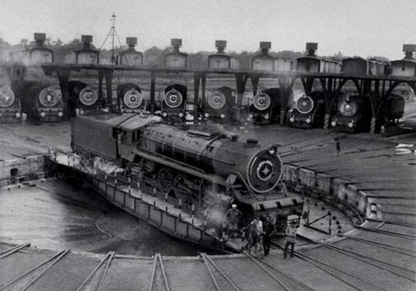 Rail Budget, General Budget, Rail Budget Facts, First Train, Railway facts, Lalu Prasad Yadav, Mamta Banerjee, Railway Minister, Rail General Budget Merger, Railway Budget, 7th Pay Commission, Indian Railways, Narendra Modi, Modi Cabinet, Government Decision, Indian Government, India News, Finance, Business News, Economic Reform, Jansatta