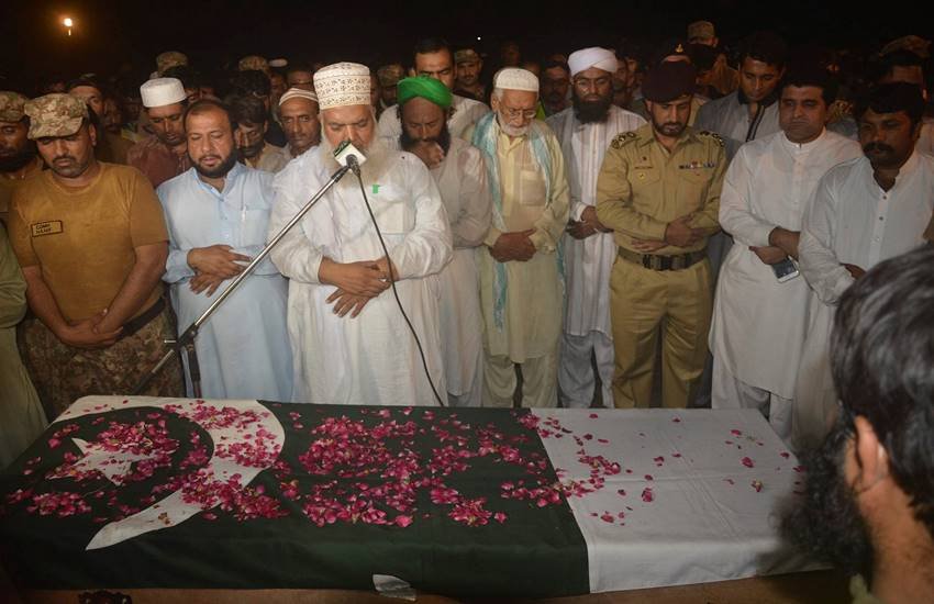 Pakistan, Pakistan's Senior politicians, Former Diplomats of Pakistan, LoC, Saarc Summit, Nawaj Sharif Government, Surgical Strike, Uri Attack, Saarc Summit Postponed, India-Pak relation