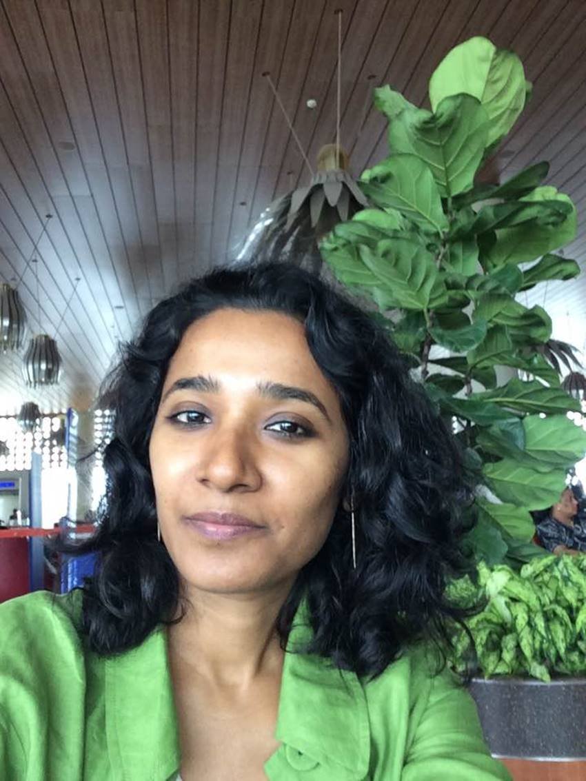 Tannishtha Chatterjee, Parched, Tannishtha Chatterjee Parched, Tannishtha Chatterjee Skin, Comedy Nights Bachao, Dark Skin Bias, caste System, Bollywood, Parched Sex Scenes, Parched Leaked, Parched Movie, Radhika Apte Leaked, Entertainment, facebook, jansatta
