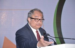 पाक लेखक ने कहा- मोदी की धमकियों को हल्के में लेता है पाकिस्तान, दर्द दीजिए तब सुधरेगा