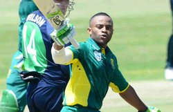 दक्षिण अफ्रीका ने आयरलैंड को 206 रन से हराया, तेम्बा बावुमा का पहले ही मैच में शतक