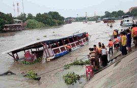 Thailand Pilgrim boat, Thailand boat capsizes, Chao Praya River, Thailand boat News, Thailand News, Thailand Latest news
