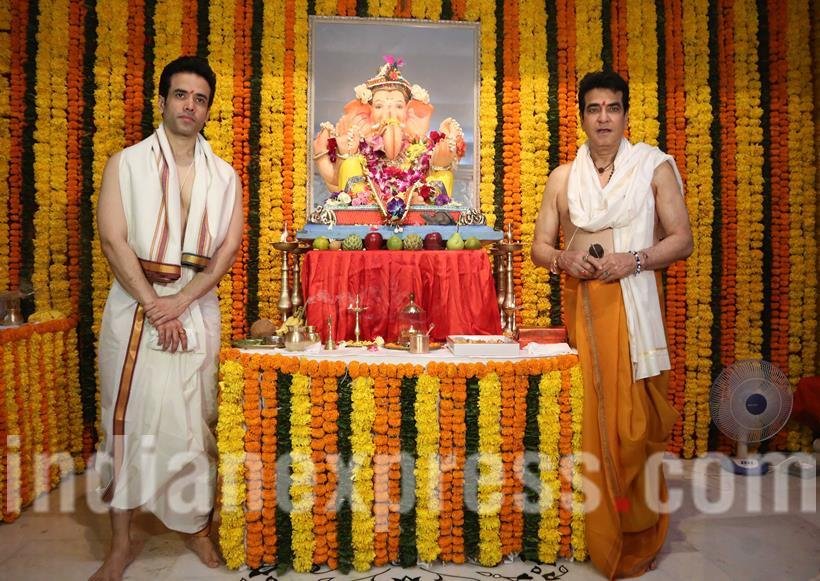 ganesh chaturthi, ganesh, Govinda, Vivek Oberoi, Tusshar Kapoor, nana patekar, hema malini, photos, entertainment news, indian express, indian express news
