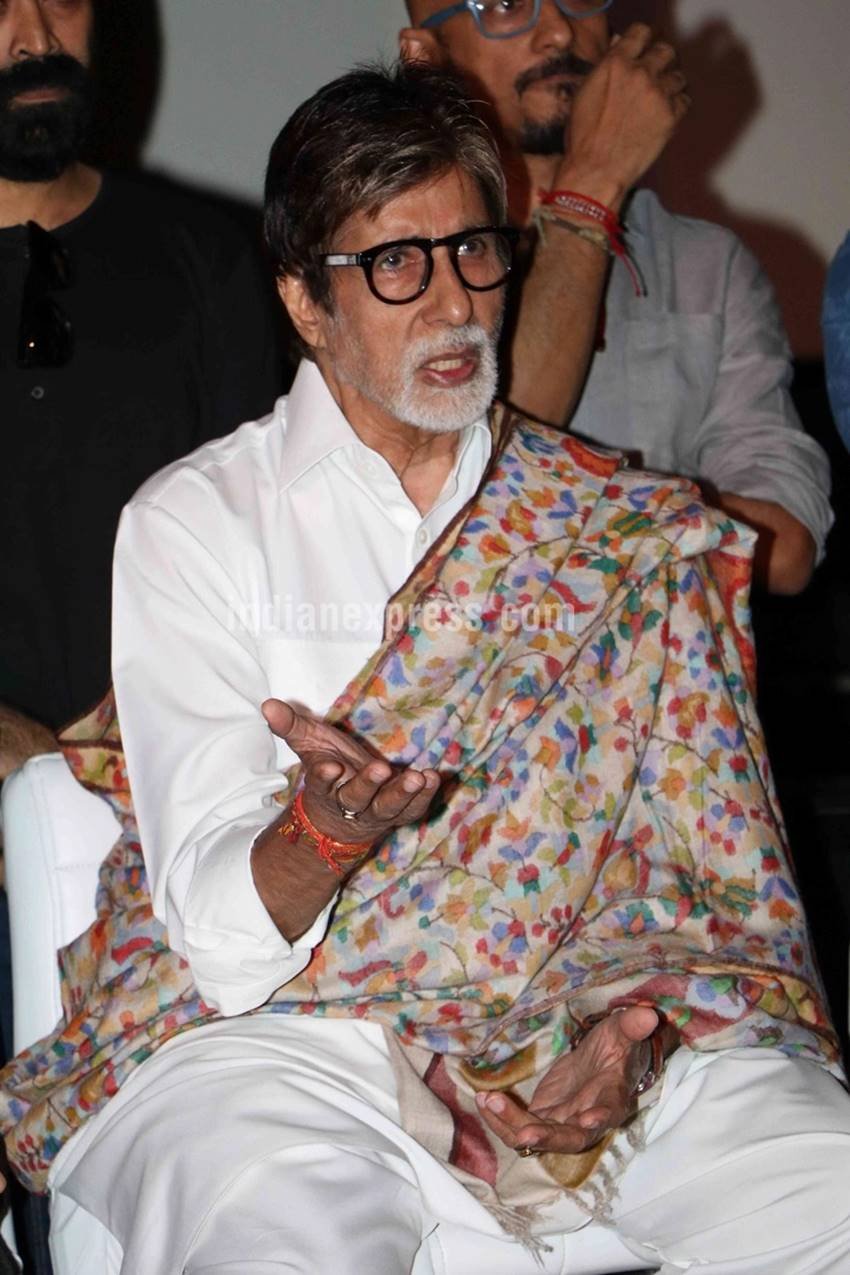 Amitabh Bachchan, Pink, Pink Movie, Navya Naveli Nanda, Aaradhya Bachchan, Big B, Big B pink, Amitabh Bachchan Pink, Amitabh bachchan pink movie, amitabh bachchan granddaughter, Pink movie promotion, Amitabh Bachchan Pink photos, Big B Pink photos, Big B photos, Amitabh Bachchan justice katju, Big B shoojit sircar, Navya Naveli Photos, Amitabh Bachchan Navya Naveli, Enetrtainment news, Bollywood