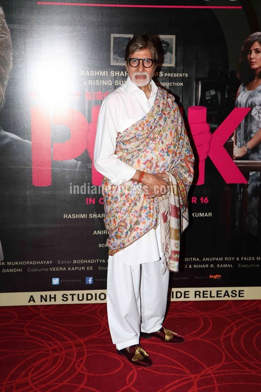 Amitabh Bachchan, Pink, Pink Movie, Navya Naveli Nanda, Aaradhya Bachchan, Big B, Big B pink, Amitabh Bachchan Pink, Amitabh bachchan pink movie, amitabh bachchan granddaughter, Pink movie promotion, Amitabh Bachchan Pink photos, Big B Pink photos, Big B photos, Amitabh Bachchan justice katju, Big B shoojit sircar, Navya Naveli Photos, Amitabh Bachchan Navya Naveli, Enetrtainment news, Bollywood