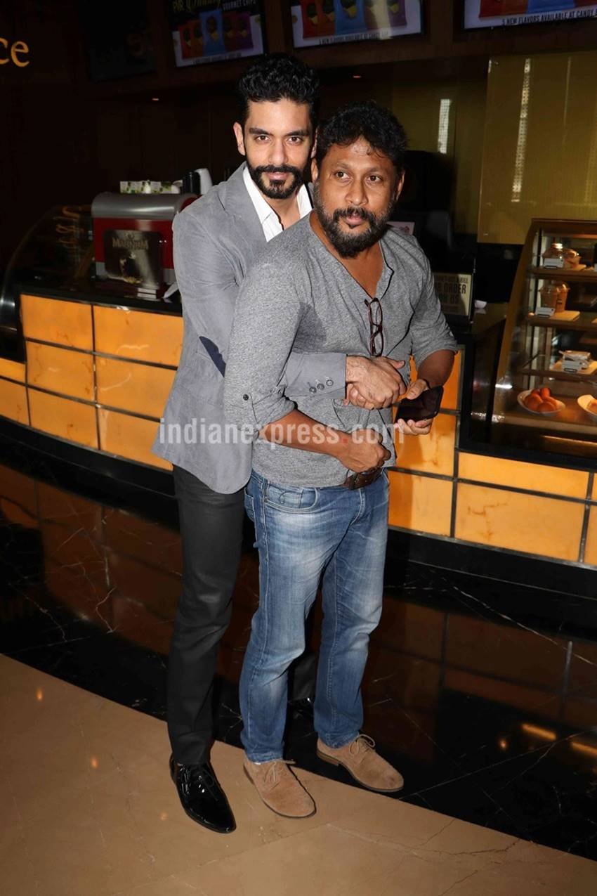 Amitabh Bachchan, Pink, Pink Movie, Navya Naveli Nanda, Aaradhya Bachchan, Big B, Big B pink, Amitabh Bachchan Pink, Amitabh bachchan pink movie, amitabh bachchan granddaughter, Pink movie promotion, Amitabh Bachchan Pink photos, Big B Pink photos, Big B photos, Amitabh Bachchan justice katju, Big B shoojit sircar, Navya Naveli Photos, Amitabh Bachchan Navya Naveli, Enetrtainment news, Bollywood