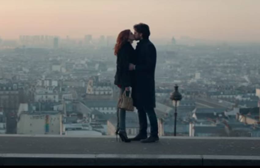 रनवीर सिंह की फिल्म बेफिक्रे का नया गाना रिलीज, किस करते आ रहे हैं सभी कपल