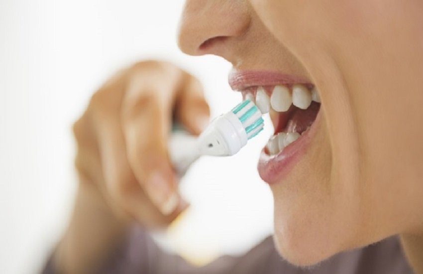 Brush, health, mouth, teeth, brush teeth, how to, right way of brush, health tips, health news