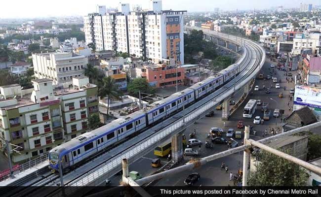दिल्ली की तर्ज पर नोएडा और ग्रेटर नोएडा में भी मेट्रो का जाल बिछाए जाने को उत्तर प्रदेश सरकार खास तवज्जो दे रही है।