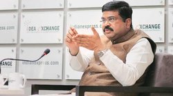 गैस मूल्य फॉर्मूले में नहीं होगा बदलाव, कीमतें लागत से कम: धर्मेंद्र प्रधान